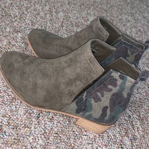 Brand New Women’s Booties
